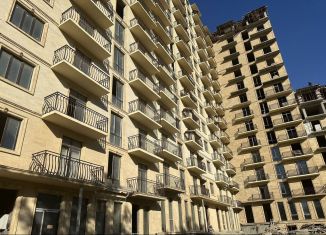 Продаю 1-комнатную квартиру, 48.9 м2, Махачкала, 1-й проезд Амет-Хана Султана, 12