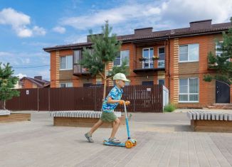 Трехкомнатная квартира на продажу, 78.9 м2, деревня Володино, Солнечная улица, 3