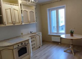 Сдаю 2-ком. квартиру, 67 м2, Пермь, улица Революции, 54, ЖК Гулливер