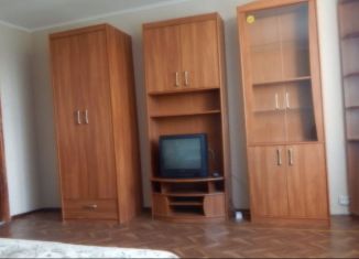 Сдаю в аренду однокомнатную квартиру, 33 м2, Крым, Строительная улица, 16