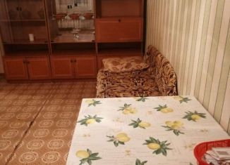 Сдаю двухкомнатную квартиру, 55 м2, Черкесск, улица Космонавтов, 15, микрорайон Пештера