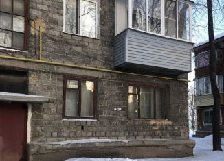 Однокомнатная квартира на продажу, 35 м2, Красноуральск, улица Энгельса, 42