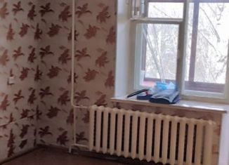 Продам 1-ком. квартиру, 32 м2, Кирово-Чепецк, проспект Мира, 64к1