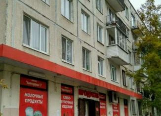 Продам 3-комнатную квартиру, 58 м2, Санкт-Петербург, Авангардная улица, 11, Красносельский район