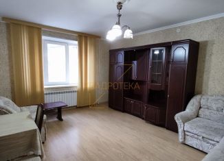 Продам 2-комнатную квартиру, 72 м2, Новосибирск, улица Есенина, 67, метро Берёзовая роща