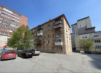 Продам 2-комнатную квартиру, 45 м2, Екатеринбург, улица Сакко и Ванцетти, 111А, улица Сакко и Ванцетти
