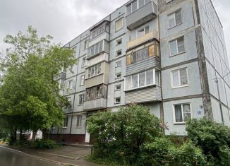 Продажа 3-комнатной квартиры, 65.1 м2, рабочий посёлок Калининец, Фабричная улица, 12