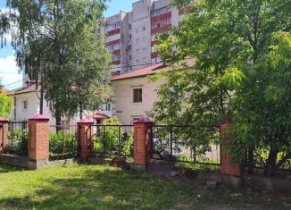 Четырехкомнатная квартира на продажу, 88 м2, Череповец, Красная улица, 12А