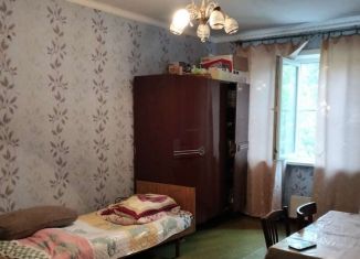 Продается 2-комнатная квартира, 56 м2, станица Павловская, улица Калинина, 1