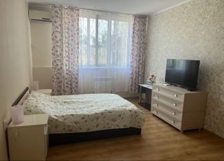Сдается двухкомнатная квартира, 43.7 м2, Краснодарский край, улица Лермонтова, 120