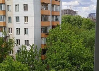 Продаю 1-ком. квартиру, 32 м2, Москва, станция Коптево, Михалковская улица, 17