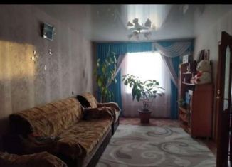 Продается 2-комнатная квартира, 62 м2, посёлок городского типа Морки, улица Калинина, 27
