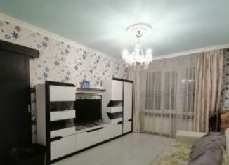 Сдам 2-комнатную квартиру, 50 м2, Казань, улица Восстания, 7