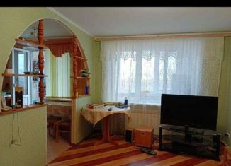 Продается 3-комнатная квартира, 63 м2, Ленинск, улица Степана Разина, 13