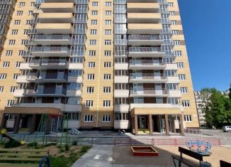 Продается 1-ком. квартира, 42 м2, Чебоксары, улица Кадыкова, 40к3, ЖК Гастелло