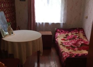 Продам 2-комнатную квартиру, 46.5 м2, поселок городского типа Ахтырский, Краснодарский переулок, 4