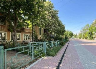 Продажа многокомнатной квартиры, 150 м2, Крым, улица Героев, 10