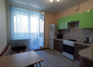 Продается 2-комнатная квартира, 57.5 м2, Ленинградская область, Пражская улица, 15