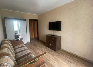 Продается 1-комнатная квартира, 32 м2, Челябинск, Комсомольский проспект, 39Б