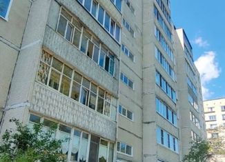 Продаю трехкомнатную квартиру, 71 м2, Ульяновская область, улица Аблукова, 105