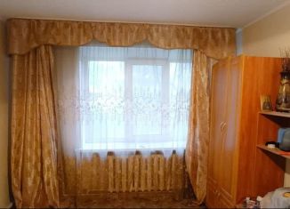 Продается 2-комнатная квартира, 47 м2, Смоленская область, улица Карбышева, 12