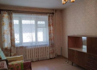 Продаю трехкомнатную квартиру, 51 м2, Саратов, Деловая улица, 6