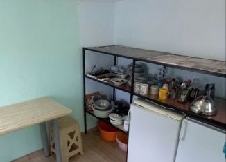 Сдаю в аренду комнату, 16 м2, Крым, улица Урицкого, 4