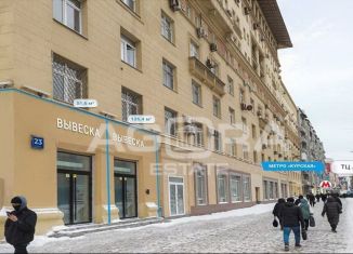 Продаю торговую площадь, 51.6 м2, Москва, улица Земляной Вал, 23с1, Басманный район