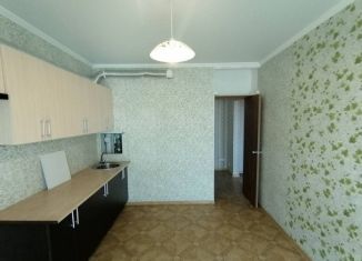 Продам 1-комнатную квартиру, 37 м2, Тюмень, улица Александра Протозанова, 18к1, Калининский округ