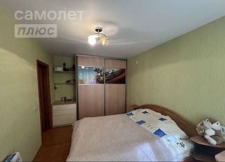 Продается двухкомнатная квартира, 51.2 м2, Кировская область, улица Воровского, 120к1