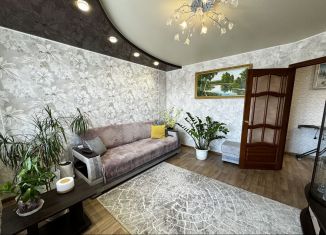 Продается двухкомнатная квартира, 44 м2, Татарстан, улица Шамиля Усманова, 129