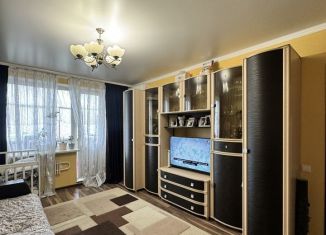 Продам 1-комнатную квартиру, 40 м2, Оренбургская область, микрорайон 70-летия ВЛКСМ, 2