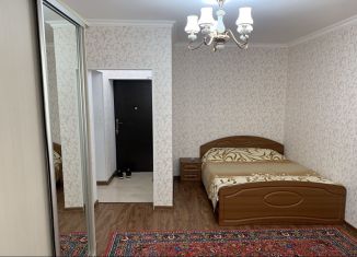 Сдаю в аренду 1-комнатную квартиру, 30 м2, Дагестан, улица Магидова, 113