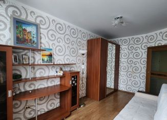 Продам трехкомнатную квартиру, 82 м2, Кировская область, Московская улица, 107к1