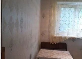 Сдается 2-ком. квартира, 44 м2, Чебаркуль, улица Крылова, 18А