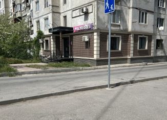 Продам торговую площадь, 60 м2, Махачкала, проспект Петра I, 97, Ленинский район