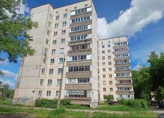 Продам 3-комнатную квартиру, 62.3 м2, Тихвин, 5-й микрорайон, 14А