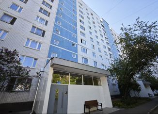 Продажа 2-комнатной квартиры, 52 м2, Москва, улица Пивченкова, 1к3, станция Славянский бульвар