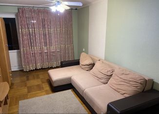 Сдам однокомнатную квартиру, 32 м2, Ставропольский край, улица Чапаева, 1А