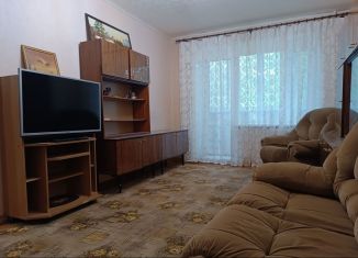 Двухкомнатная квартира в аренду, 44 м2, Серов, улица Луначарского, 86