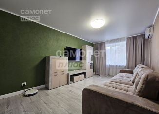 Продается 3-комнатная квартира, 55.7 м2, Волгоград, улица 64-й Армии, 71, Кировский район