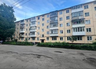 Продам трехкомнатную квартиру, 58.9 м2, Орловская область, Комсомольская улица