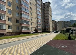 Продается двухкомнатная квартира, 75 м2, Карачаево-Черкесия, улица Семёнова, 8