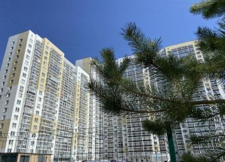 Продажа 3-ком. квартиры, 96 м2, Екатеринбург, улица Старых Большевиков, 3, метро Проспект Космонавтов