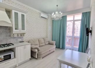 Продается двухкомнатная квартира, 56.5 м2, Краснодарский край, улица Орджоникидзе, 11