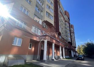 Трехкомнатная квартира на продажу, 139 м2, Иваново, Комсомольская улица, 17