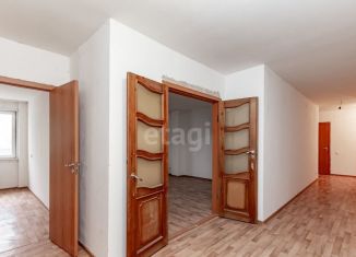 Продажа 3-комнатной квартиры, 97 м2, Барнаул, Молодёжная улица, 53