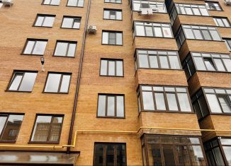 Продам двухкомнатную квартиру, 70 м2, Северная Осетия, улица Билара Кабалоева, 12В