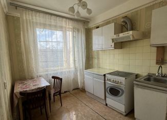 Продам 3-комнатную квартиру, 62.3 м2, Колпино, улица Братьев Радченко, 25