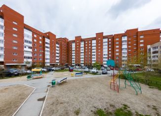 Продажа трехкомнатной квартиры, 79.3 м2, Свердловская область, улица Исакова, 7